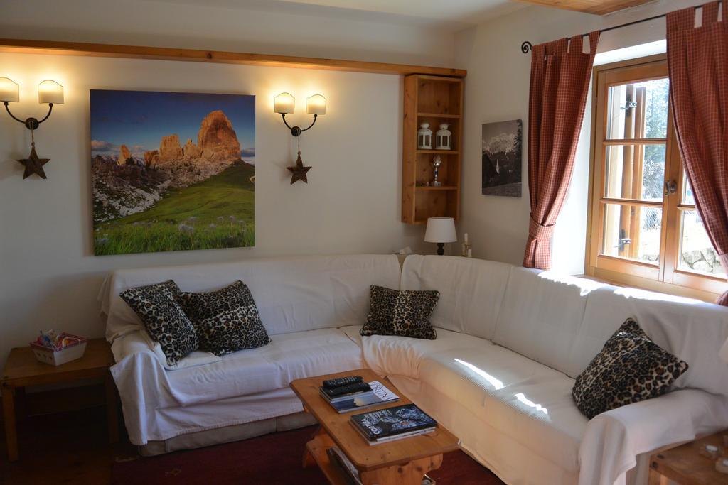 Villa Ronco - Stayincortina Cortina dʼAmpezzo Dış mekan fotoğraf